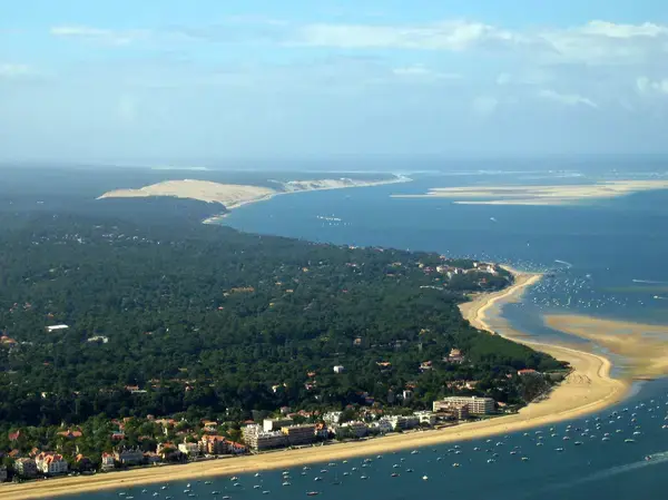 Abri Piscine Motorisé Entreprise abri de piscine Arcachon