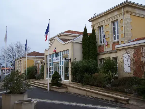 Abri Piscine Motorisé Entreprise abri de piscine Arès