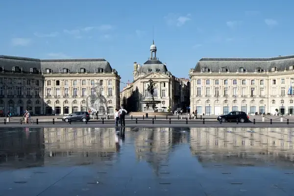 Abri Piscine Motorisé Entreprise abri de piscine Bordeaux