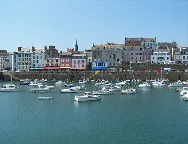 Abri Piscine Motorisé Entreprise abri de piscine Douarnenez