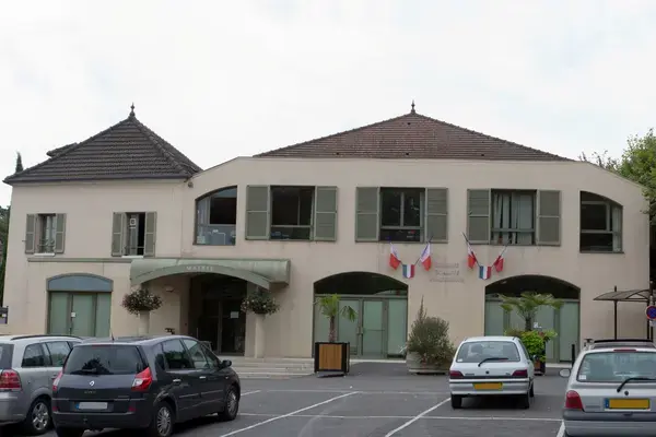 Abri Piscine Motorisé Entreprise abri de piscine Fleury-Mérogis