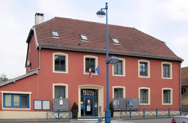 Abri Piscine Motorisé Entreprise abri de piscine Grand-Charmont