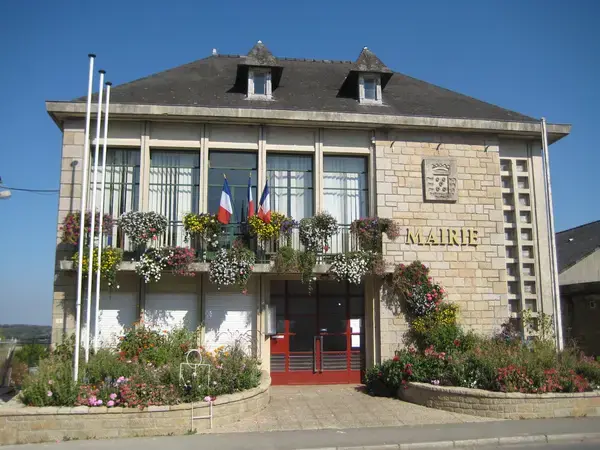 Abri Piscine Motorisé Entreprise abri de piscine La Bouëxière