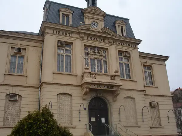 Abri Piscine Motorisé Entreprise abri de piscine La Mulatière