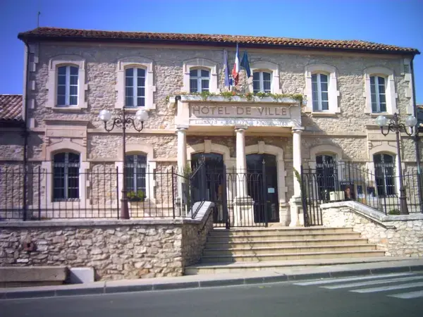 Abri Piscine Motorisé Entreprise abri de piscine Lançon-Provence