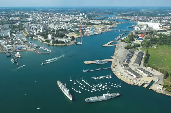 Abri Piscine Motorisé Entreprise abri de piscine Lorient