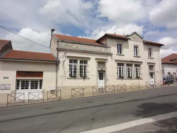 Abri Piscine Motorisé Entreprise abri de piscine Mazerulles