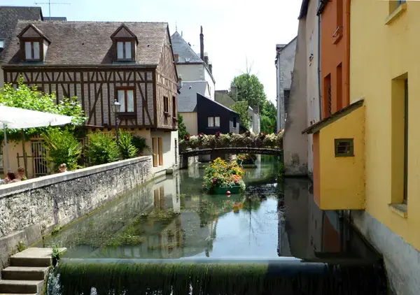 Abri Piscine Motorisé Entreprise abri de piscine Montargis