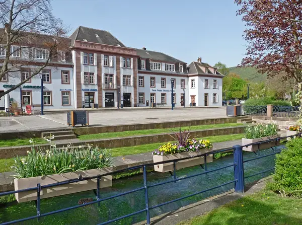 Abri Piscine Motorisé Entreprise abri de piscine Niederbronn-les-Bains