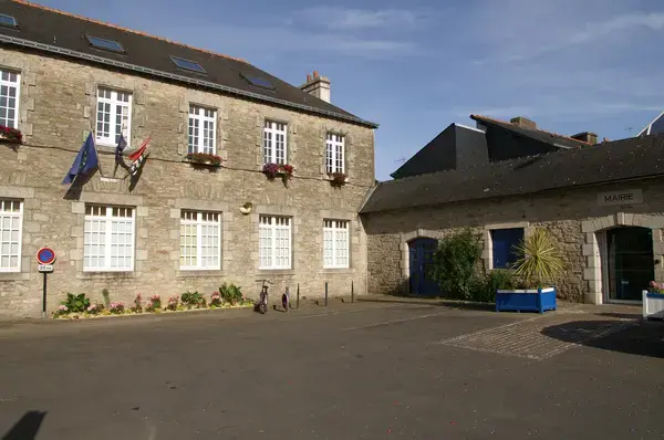 Abri Piscine Motorisé Entreprise abri de piscine Ploemeur