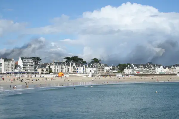 Abri Piscine Motorisé Entreprise abri de piscine Quiberon