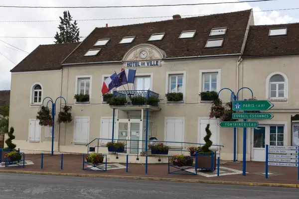 Abri Piscine Motorisé Entreprise abri de piscine Saint-Fargeau-Ponthierry