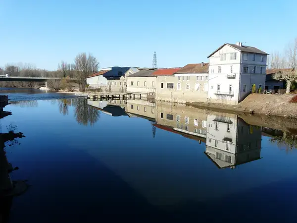 Abri Piscine Motorisé Entreprise abri de piscine Saint-Pantaléon-de-Larche