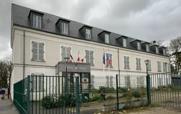 Abri Piscine Motorisé Entreprise abri de piscine Sevran
