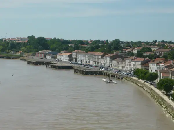 Abri Piscine Motorisé Entreprise abri de piscine Tonnay-Charente