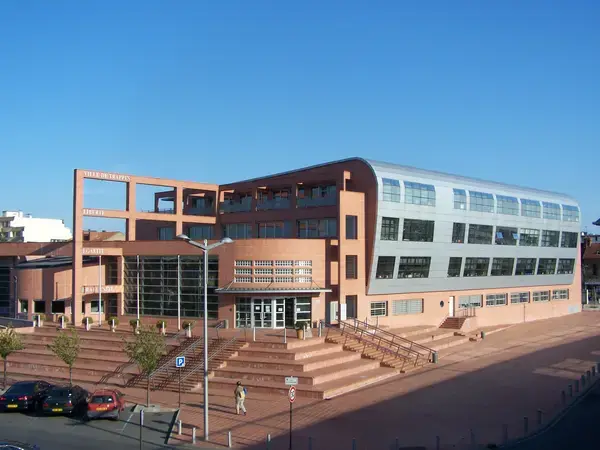 Abri Piscine Motorisé Entreprise abri de piscine Trappes
