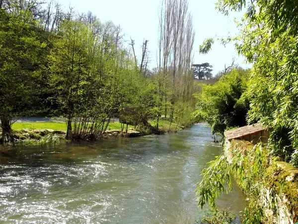 Abri Piscine Motorisé Entreprise abri de piscine Vouneuil-sous-Biard